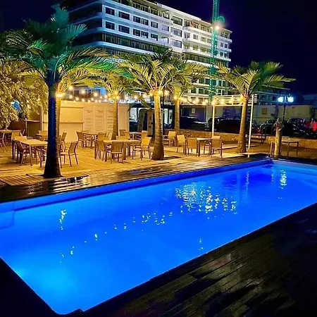 Serenity- Endless Summer Mamaia Nord Apartamento *