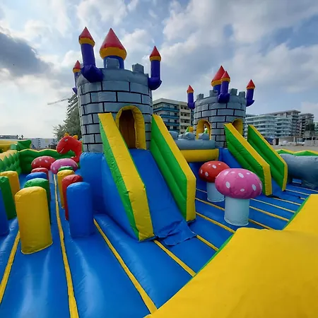 Serenity- Endless Summer Mamaia Nord Apartamento *